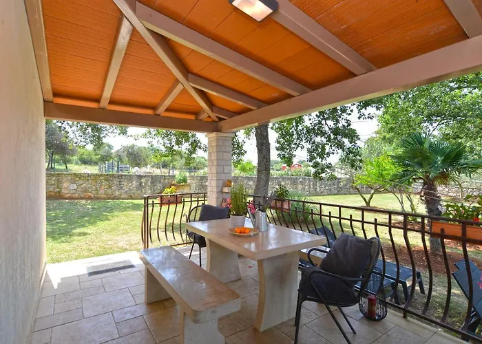 House Cocaletto 2174 펜션 로비니