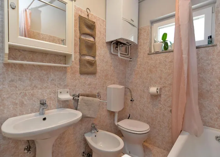 House Cocaletto 2174 펜션 로비니